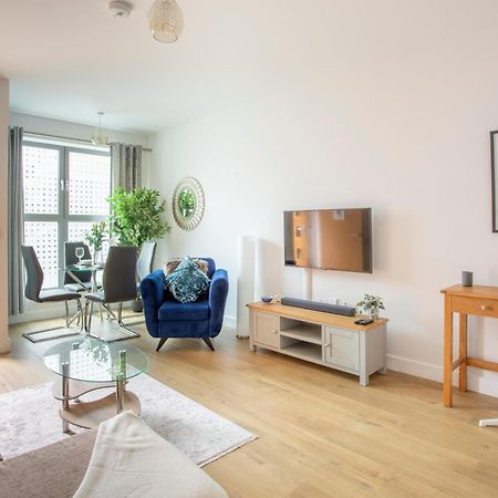 1 Bed Apartment - Redhill Central, Surrey, Gatwick #2 Екстериор снимка