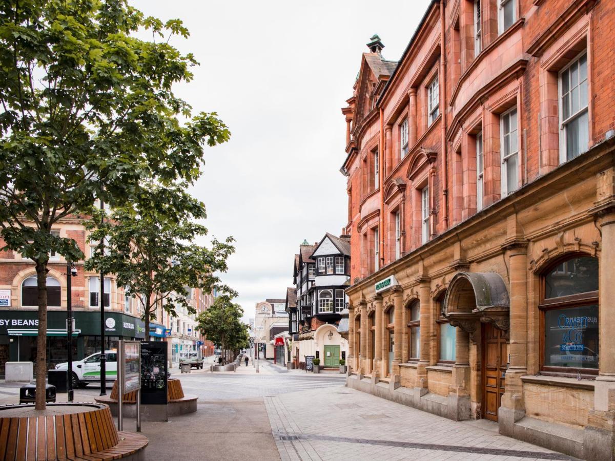1 Bed Apartment - Redhill Central, Surrey, Gatwick #2 Екстериор снимка