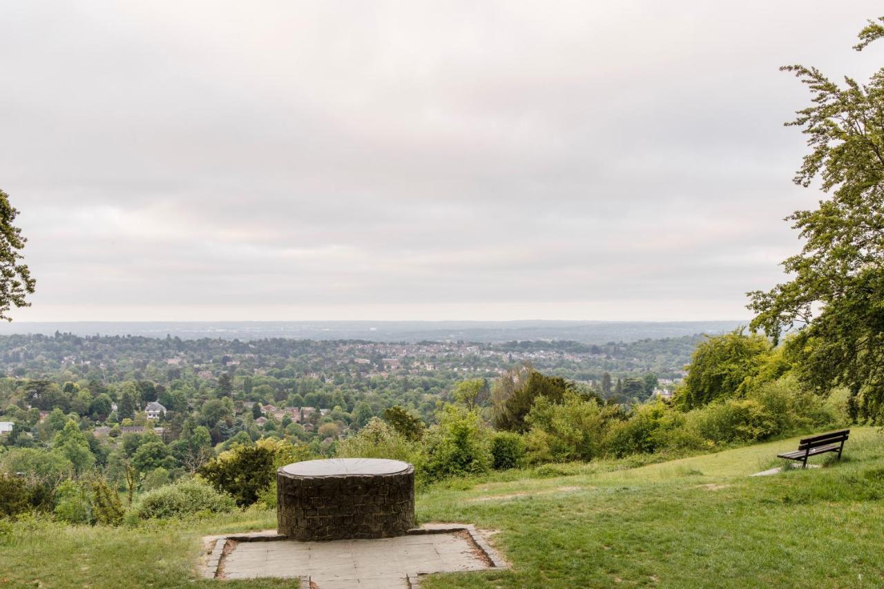 1 Bed Apartment - Redhill Central, Surrey, Gatwick #2 Екстериор снимка