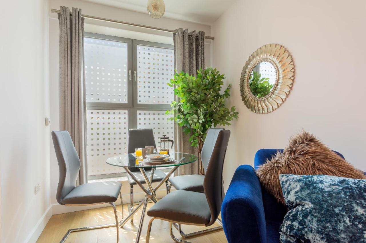 1 Bed Apartment - Redhill Central, Surrey, Gatwick #2 Екстериор снимка